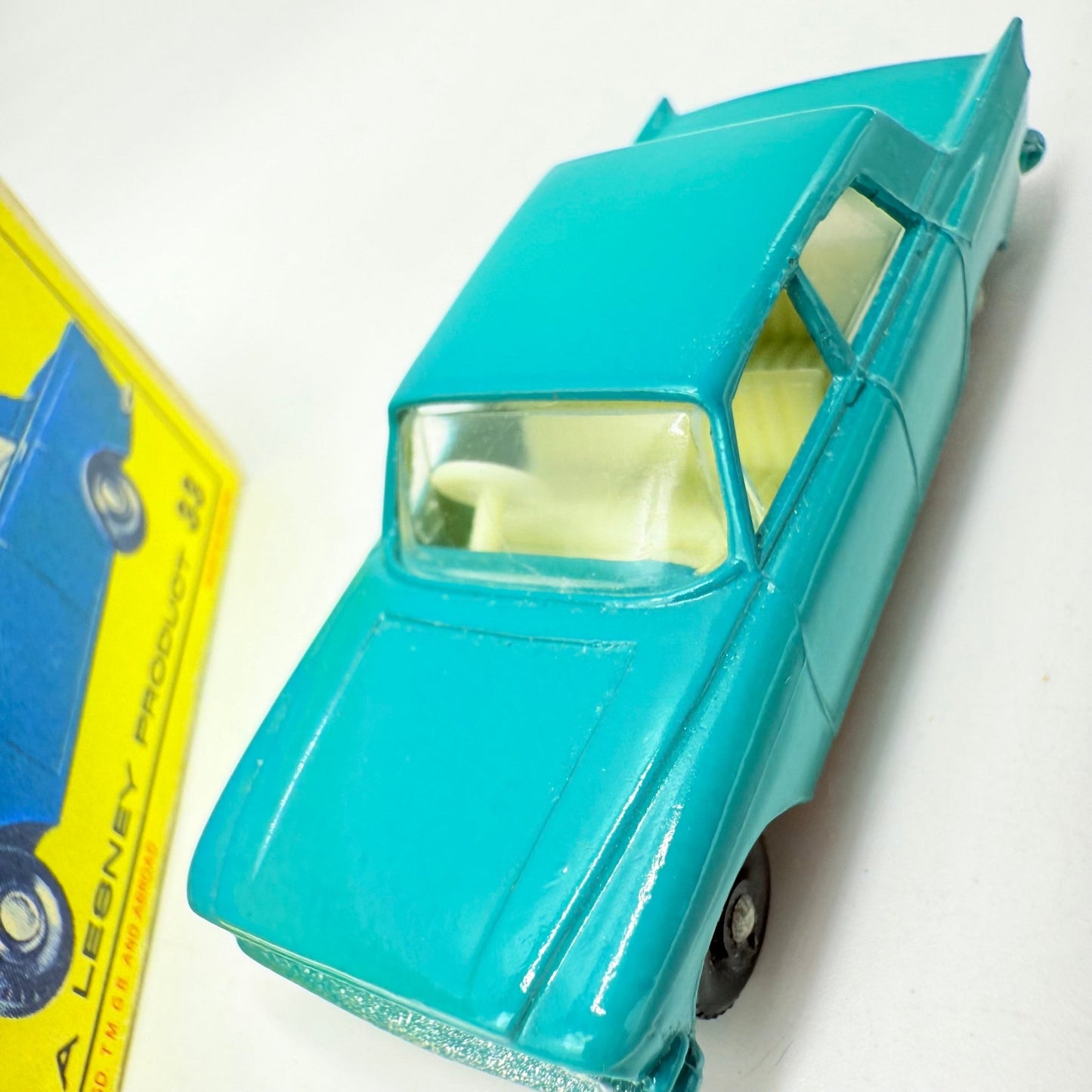 Matchbox Lesney 33b Ford Zephyr 6 BPW - Magic Matchbox