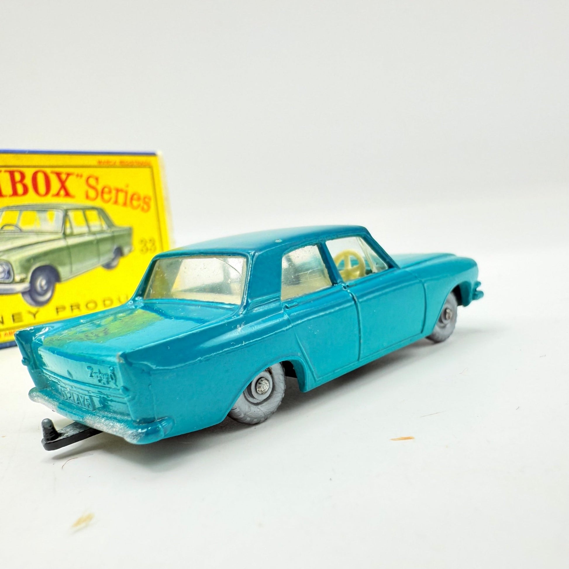 Matchbox Lesney 33b Ford Zephyr 6 SPW - Magic Matchbox