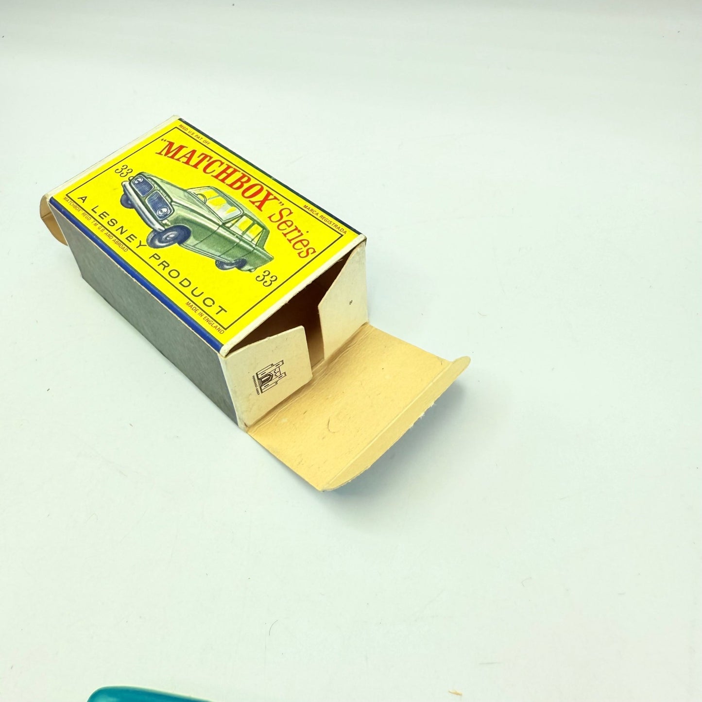 Matchbox Lesney 33b Ford Zephyr 6 SPW - Magic Matchbox
