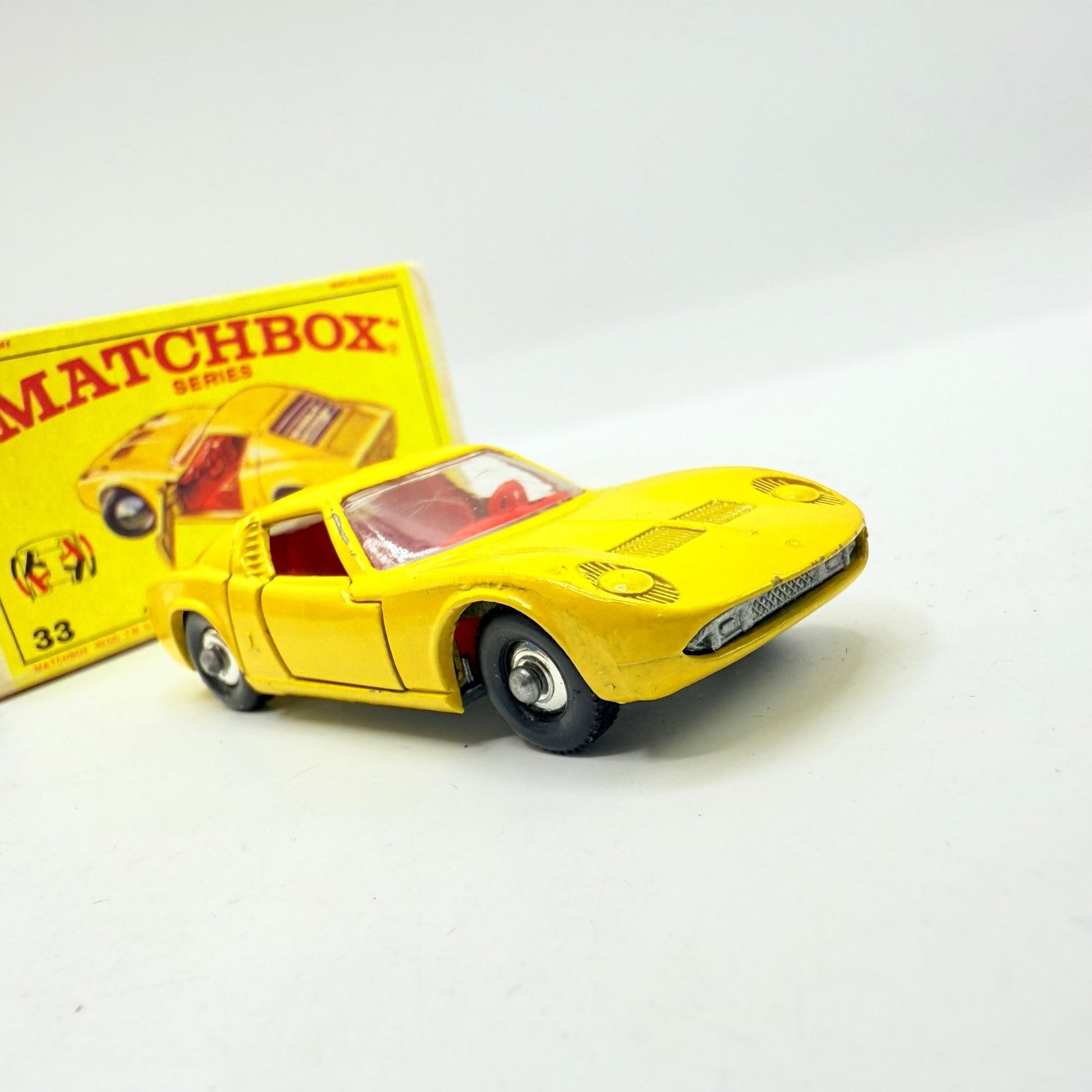 Matchbox Lesney 33c Lamborghini Miura Yellow & Red Interior - Magic Matchbox
