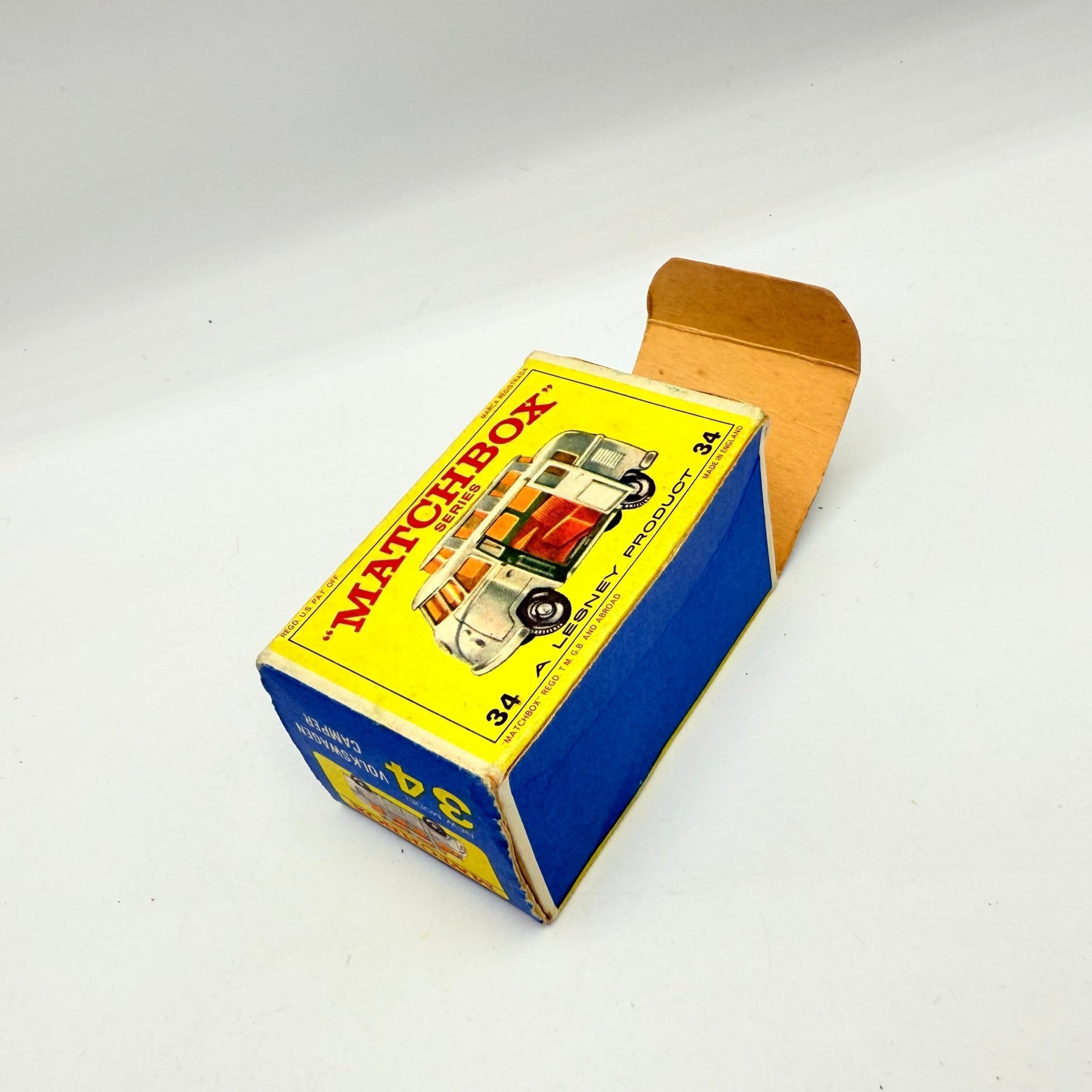 Matchbox Lesney 34c Volkswagen VW Camper with low roof - Magic Matchbox