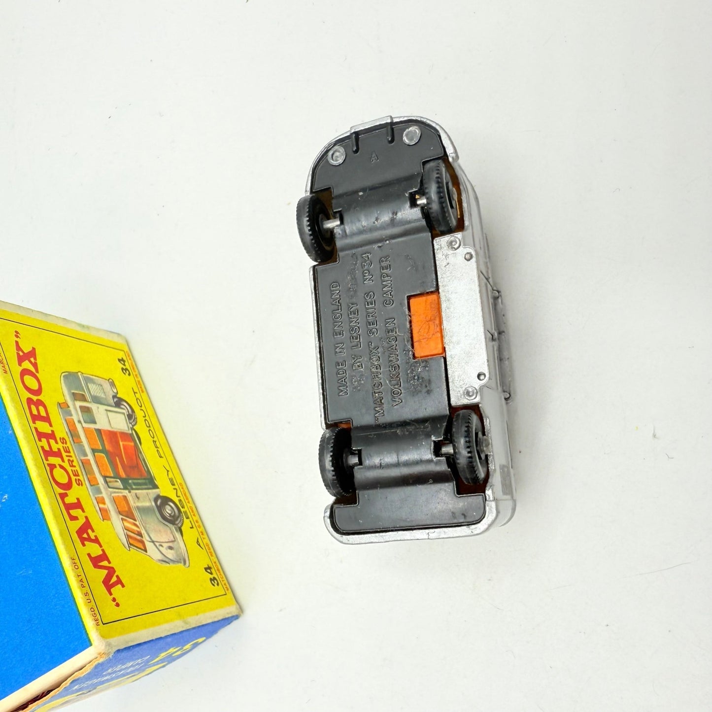 Matchbox Lesney 34c Volkswagen VW Camper with low roof - Magic Matchbox