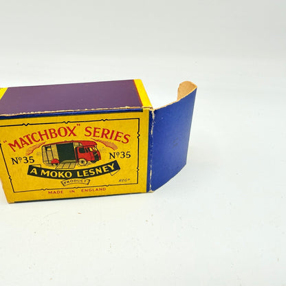 Matchbox Lesney 35a ERF Horse box with RARE SPW - Magic Matchbox