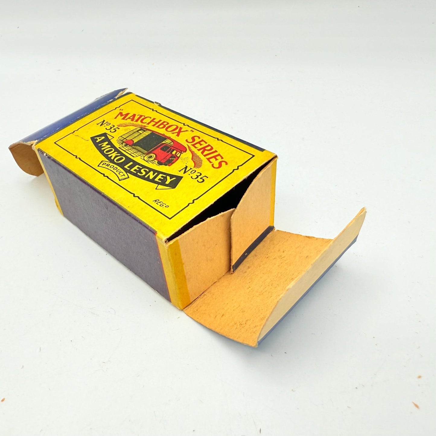 Matchbox Lesney 35a ERF Horse box with RARE SPW - Magic Matchbox