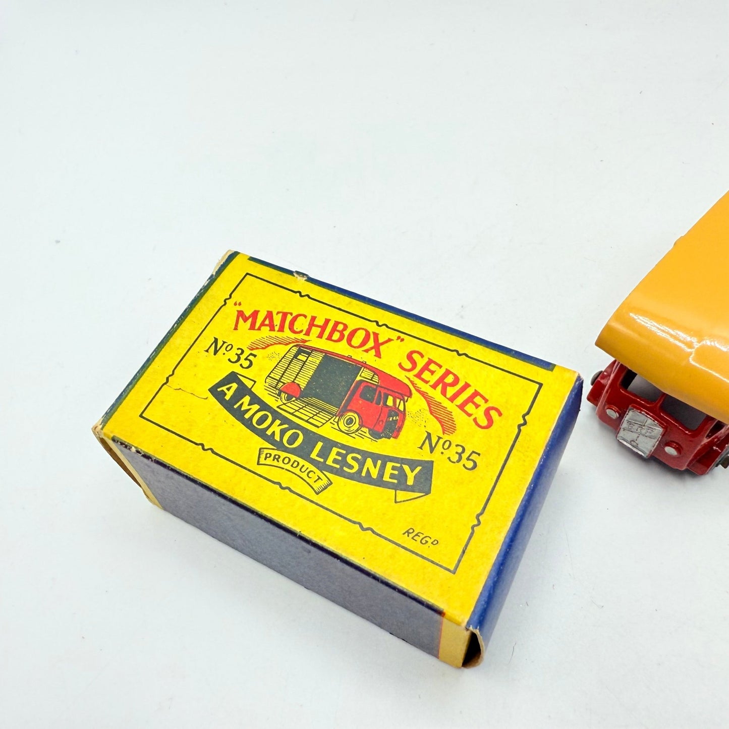 Matchbox Lesney 35a ERF Horsebox MW - Magic Matchbox