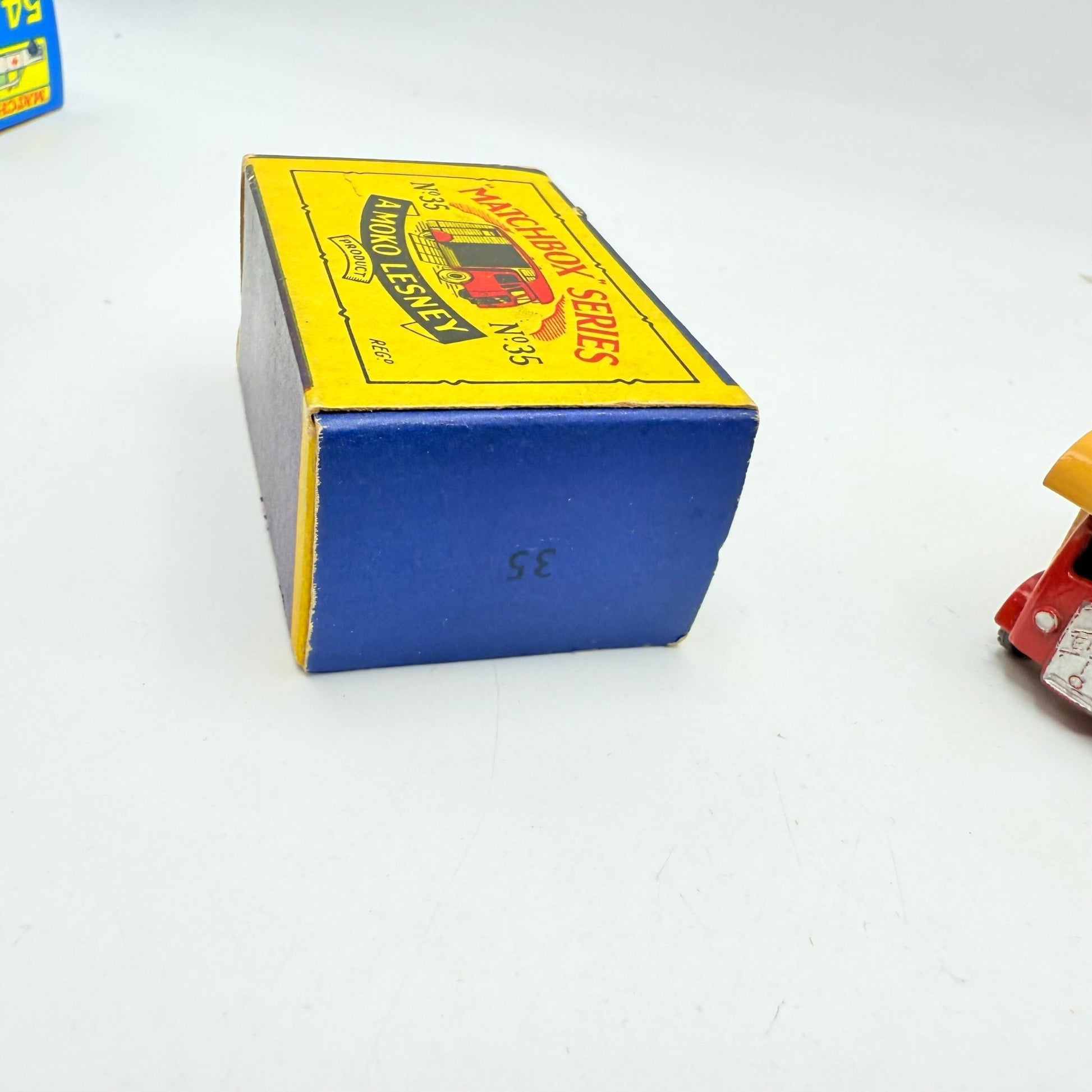 Matchbox Lesney 35a ERF Horsebox MW - Magic Matchbox