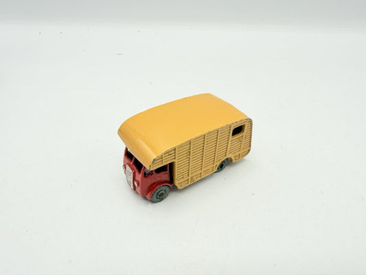 Matchbox Lesney 35a ERF Marshall Horse Box - Magic Matchbox