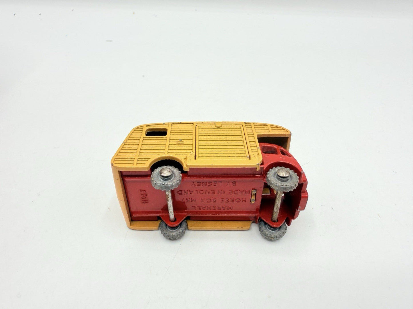 Matchbox Lesney 35a ERF Marshall Horse Box - Magic Matchbox