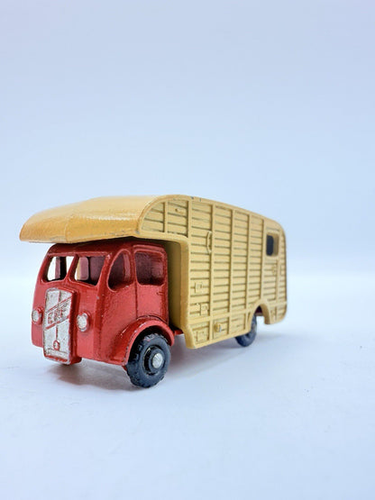 Matchbox Lesney 35a ERF Marshall Horse Box BPW - Magic Matchbox