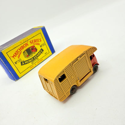 Matchbox Lesney 35a Horse Box MW - Magic Matchbox