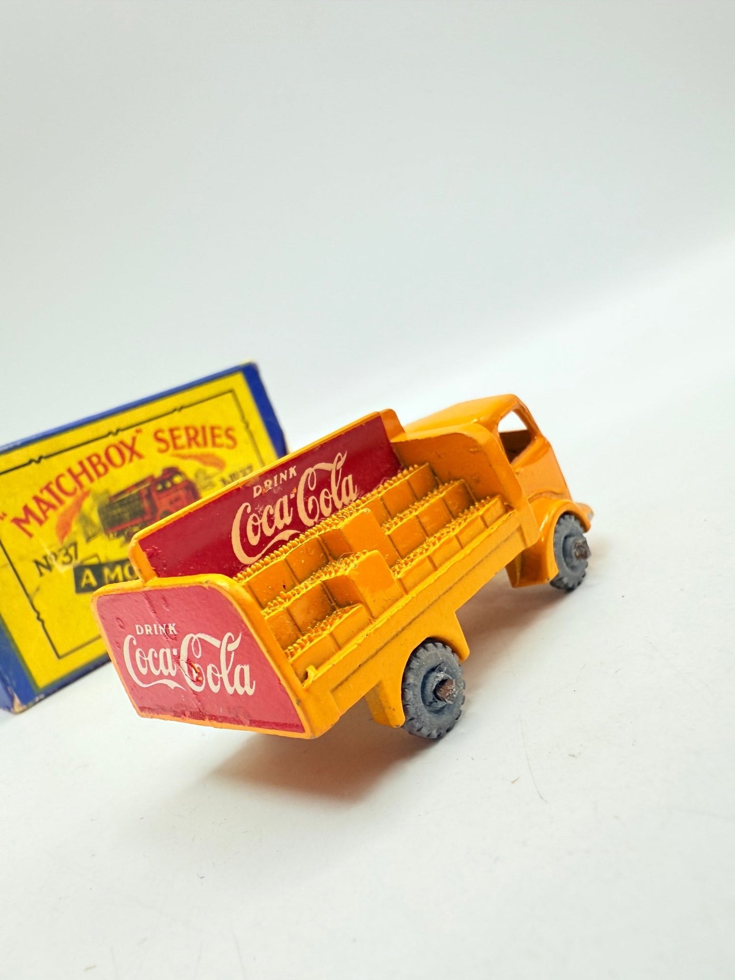Matchbox Lesney 37a Karrier Bantam 2 Ton Truck MW - Magic Matchbox