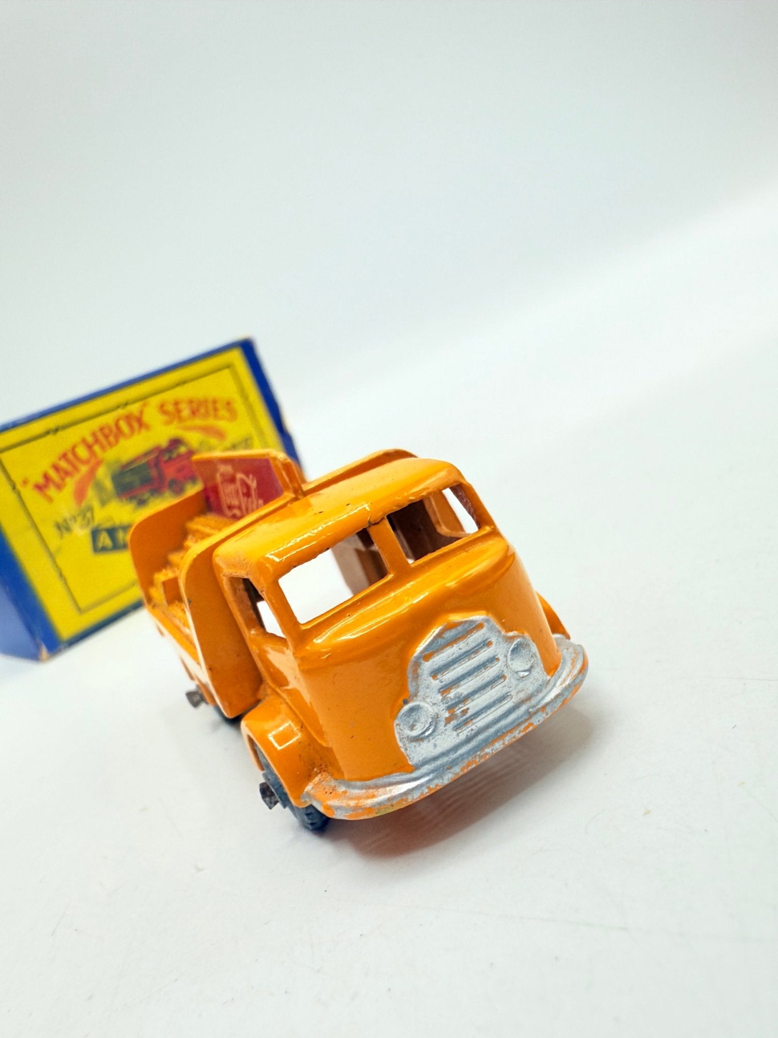 Matchbox Lesney 37a Karrier Bantam 2 Ton Truck MW - Magic Matchbox