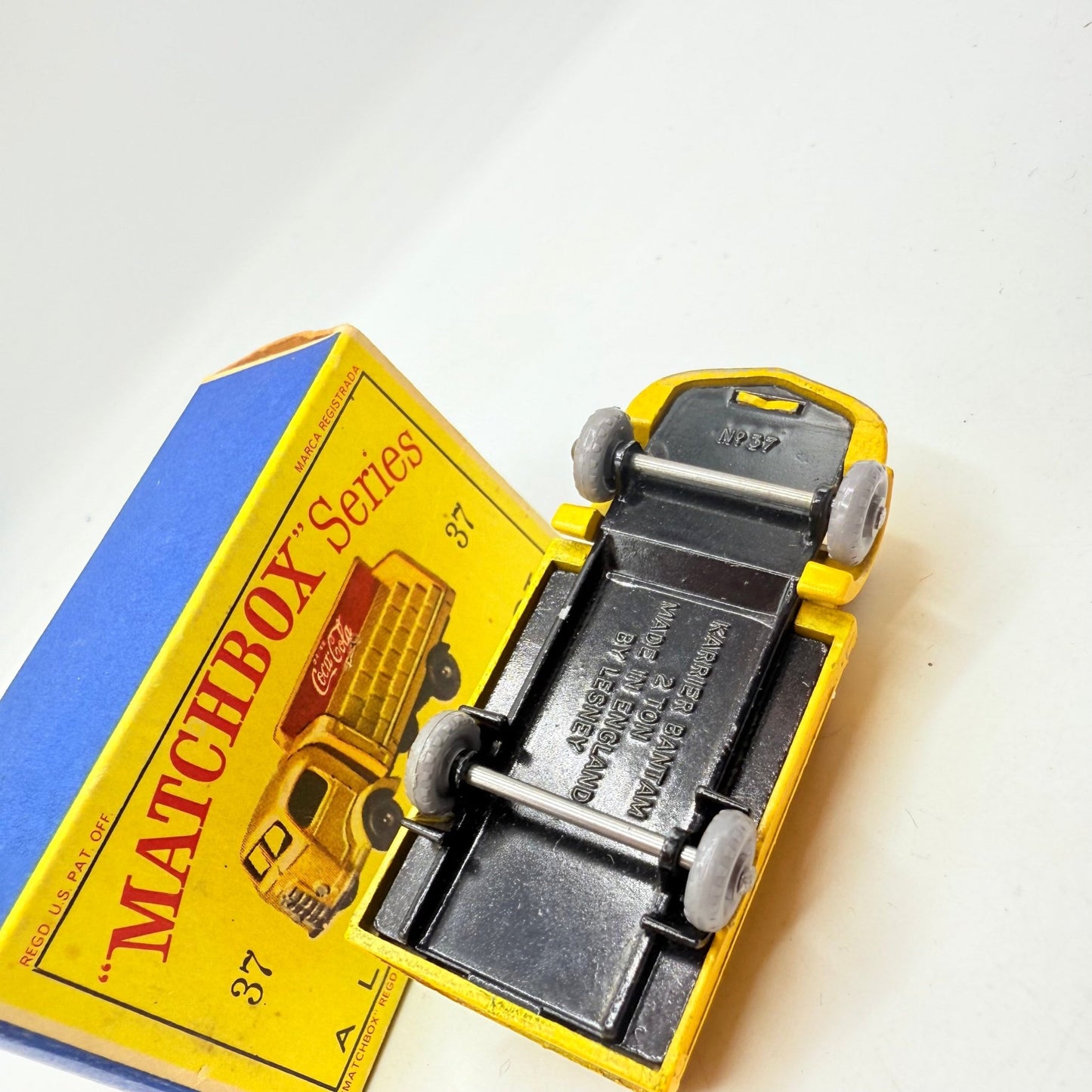 Matchbox Lesney 37b Karrier Bantam Coca Cola Truck GPW - Magic Matchbox