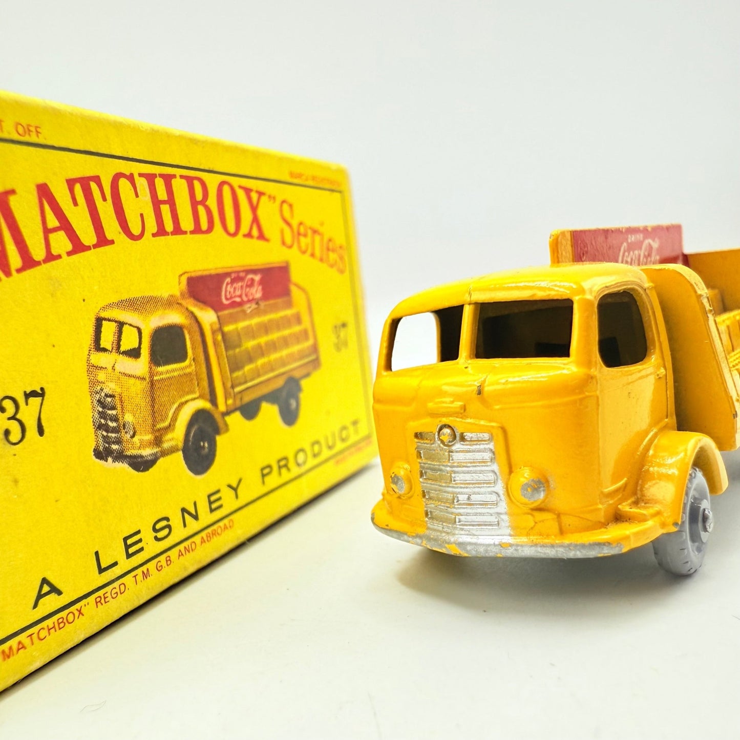 Matchbox Lesney 37b Karrier Bantam Coca Cola Truck GPW - Magic Matchbox