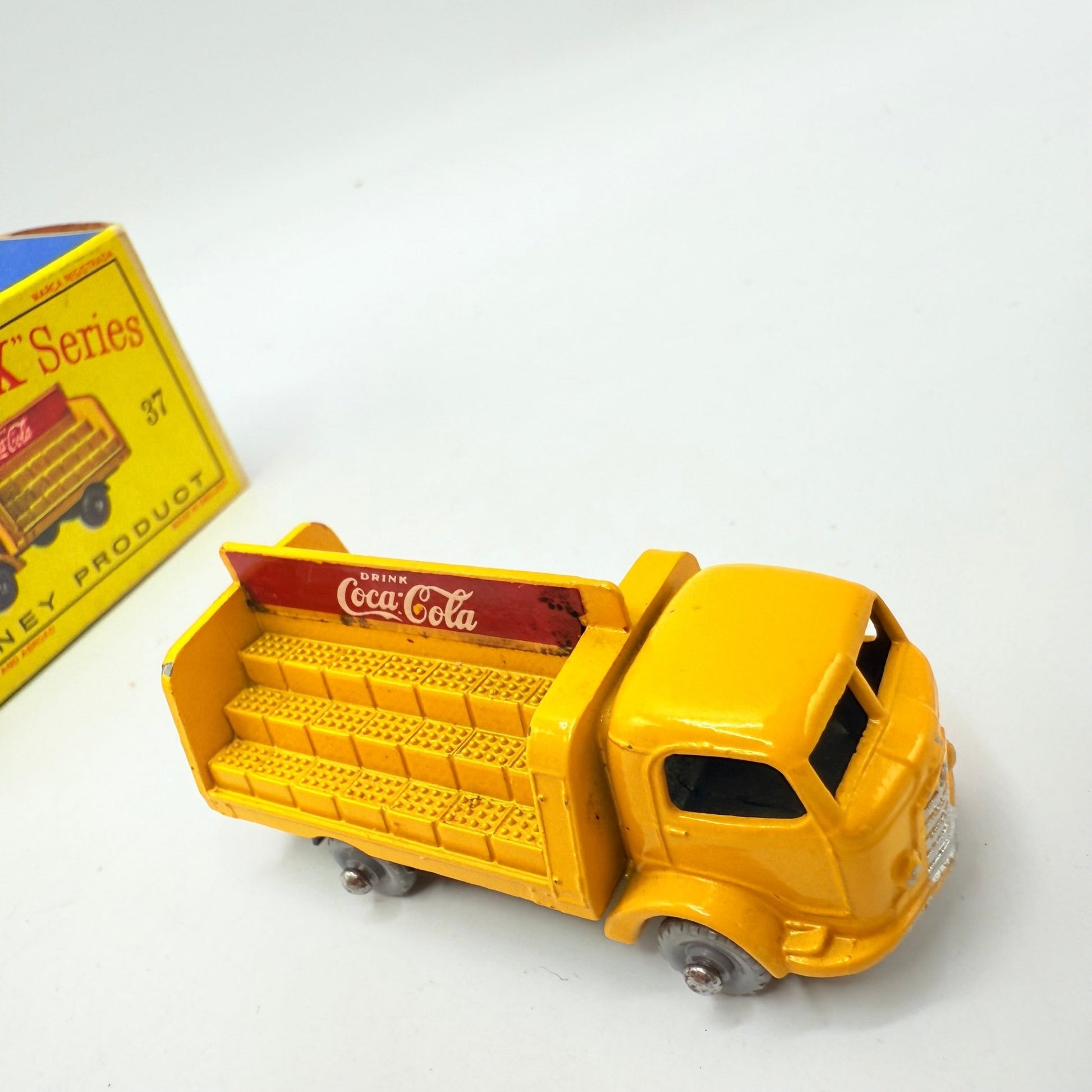 Matchbox Lesney 37b Karrier Bantam Coca Cola Truck GPW - Magic Matchbox