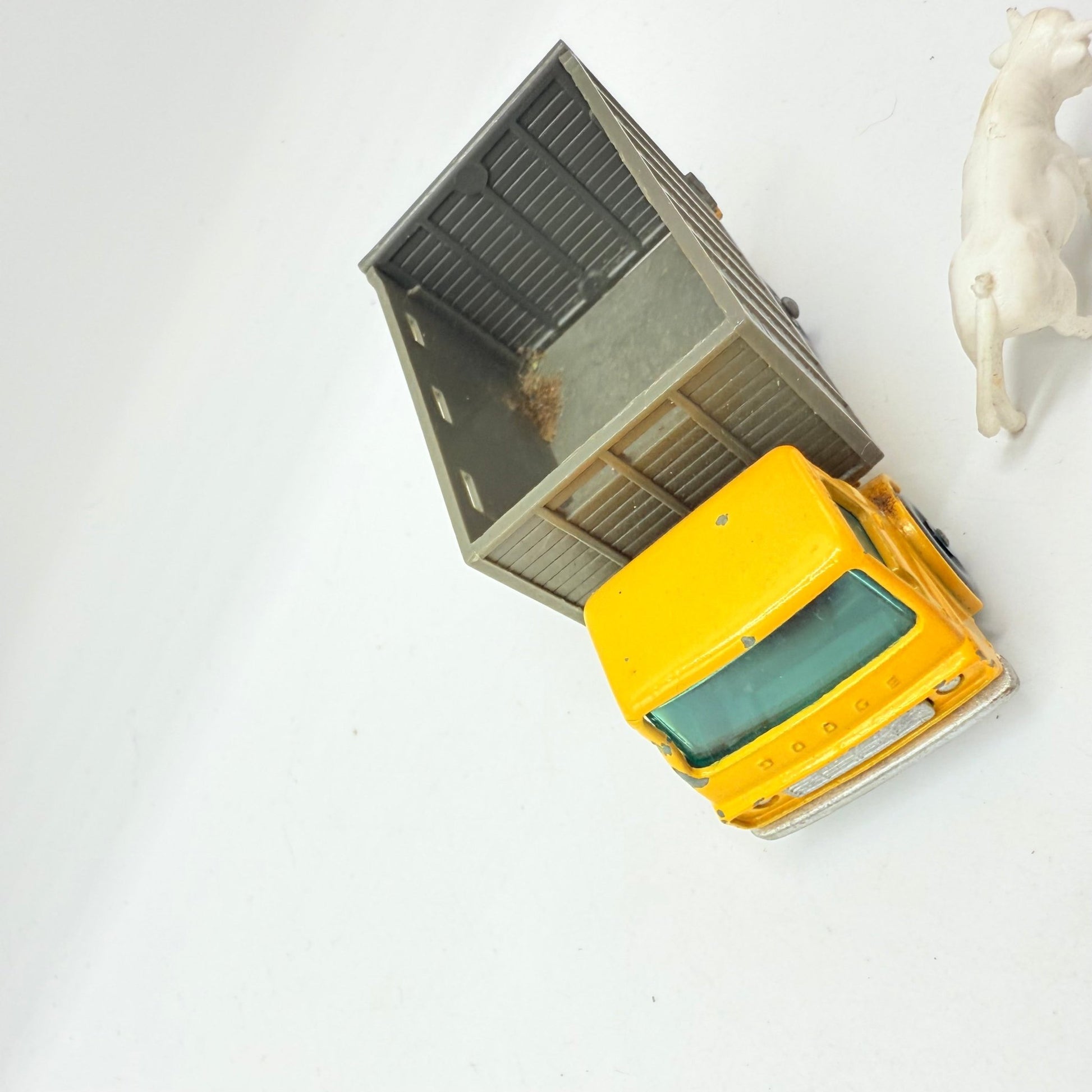 Matchbox Lesney 37c Dodge Cattle Truck - Magic Matchbox