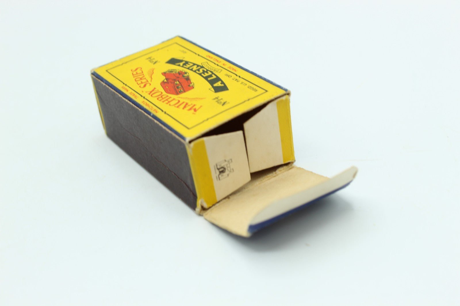 Matchbox Lesney 38 Karrier Refuse Truck Very Good in Damaged Box MW - Magic Matchbox