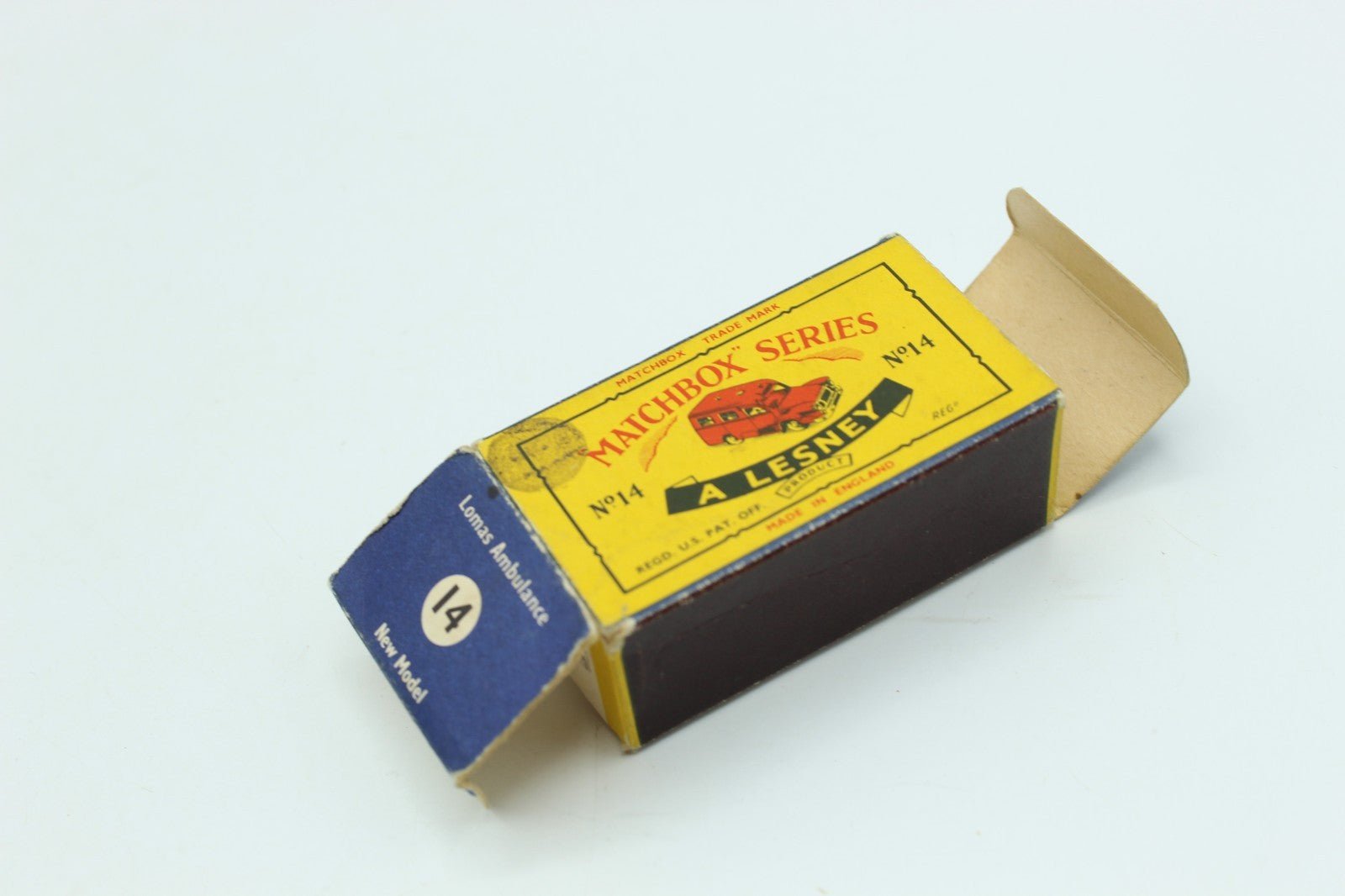 Matchbox Lesney 38 Karrier Refuse Truck Very Good in Damaged Box MW - Magic Matchbox