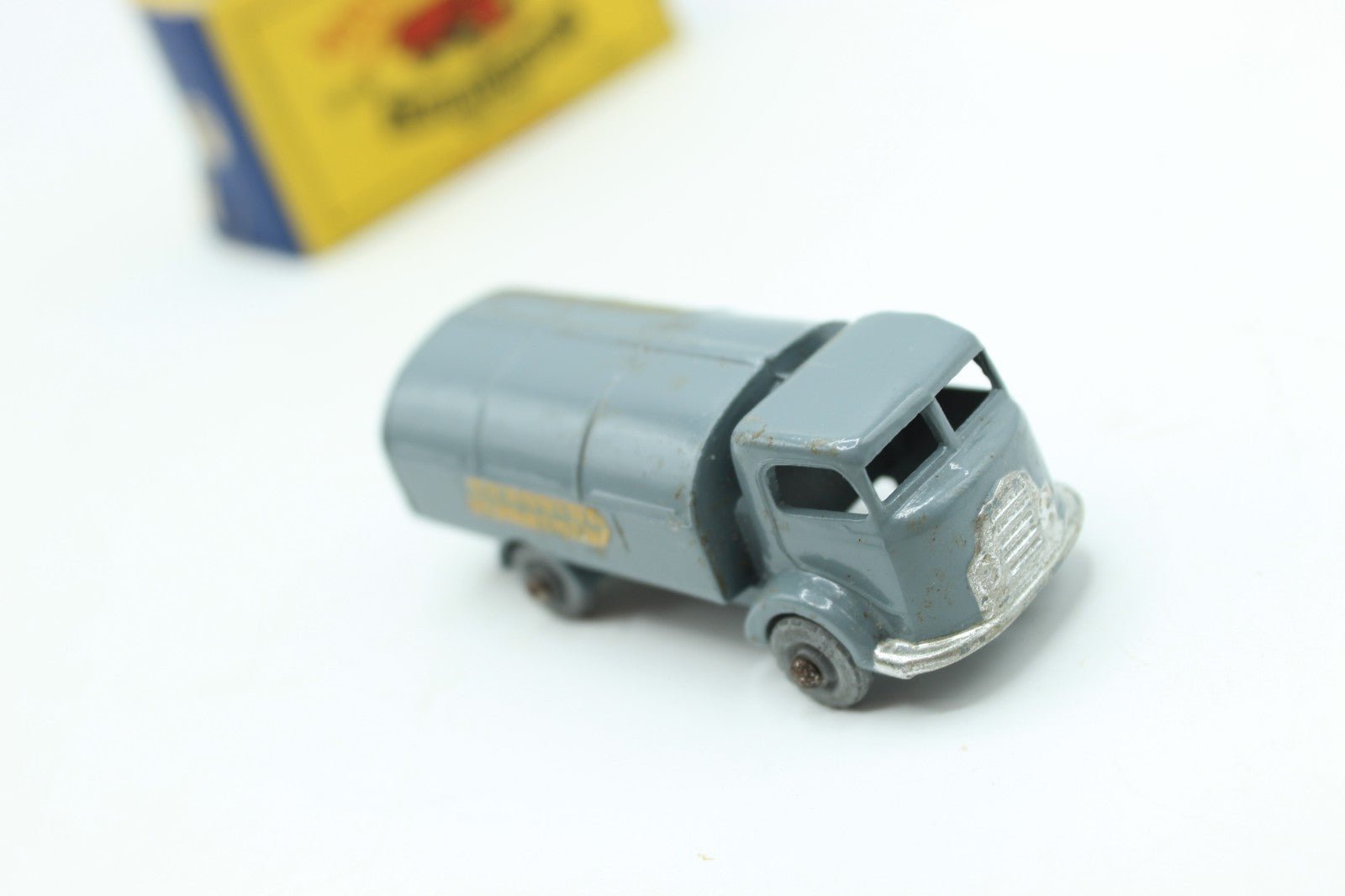 Matchbox Lesney 38 Karrier Refuse Truck Very Good in Damaged Box MW - Magic Matchbox