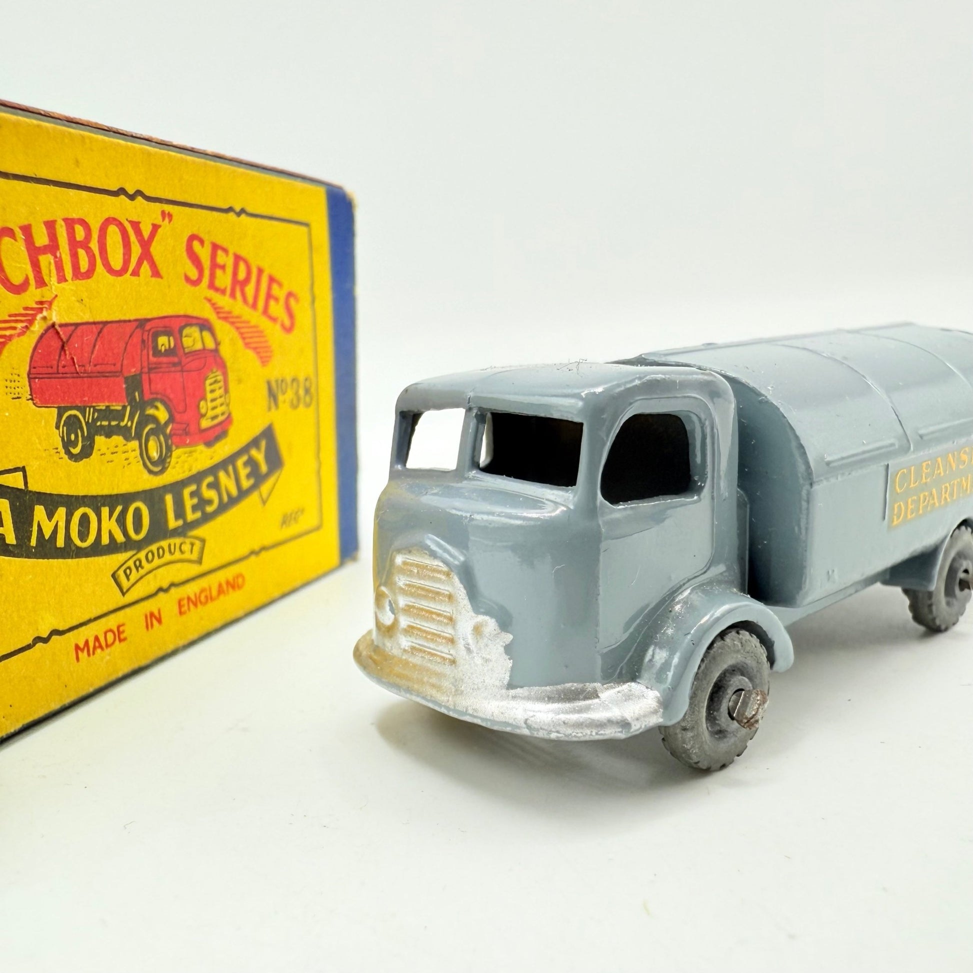 Matchbox Lesney 38a Karrier Bantam Refuse Truck MW - Magic Matchbox