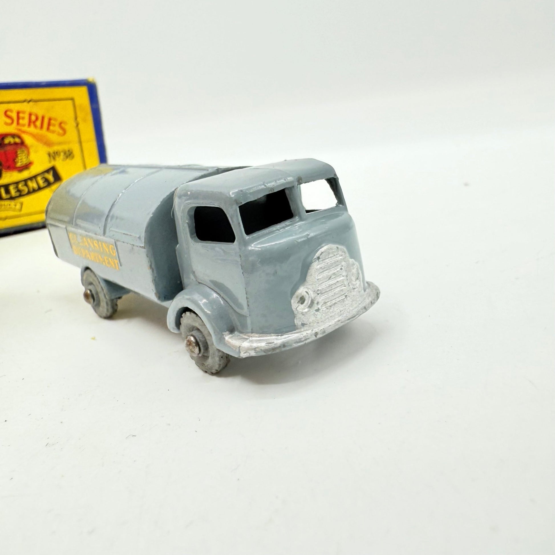 Matchbox Lesney 38a Karrier Bantam Refuse Truck MW - Magic Matchbox
