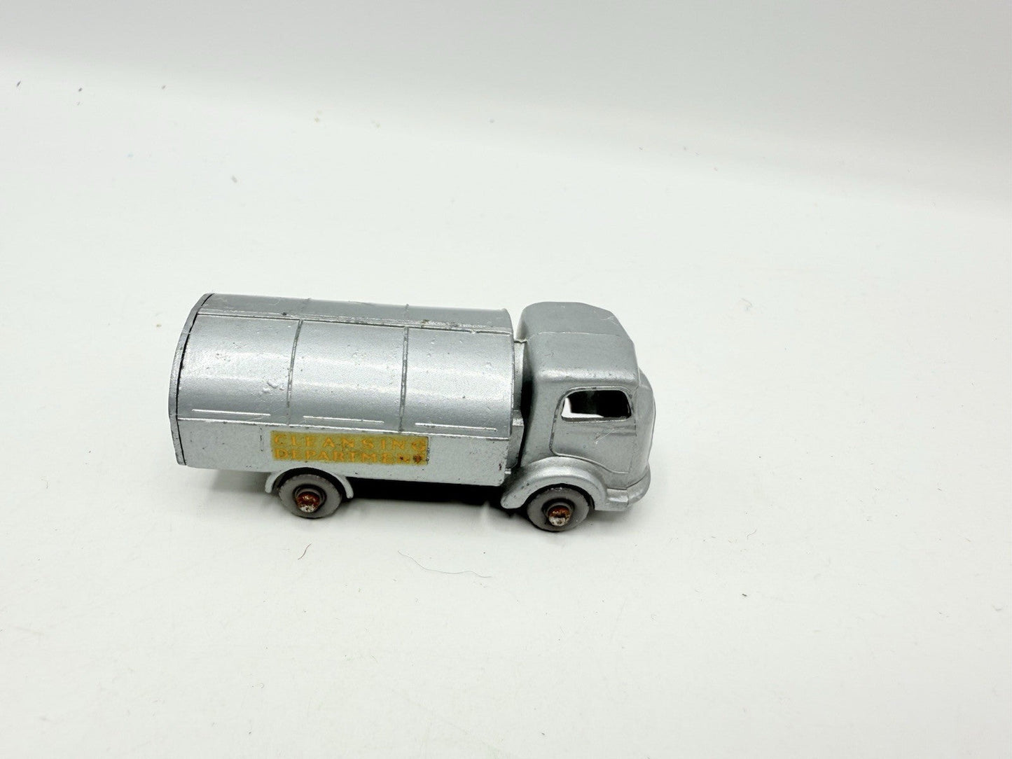 Matchbox Lesney 38a Karrier Refuse Collector Silver & GPW - Magic Matchbox