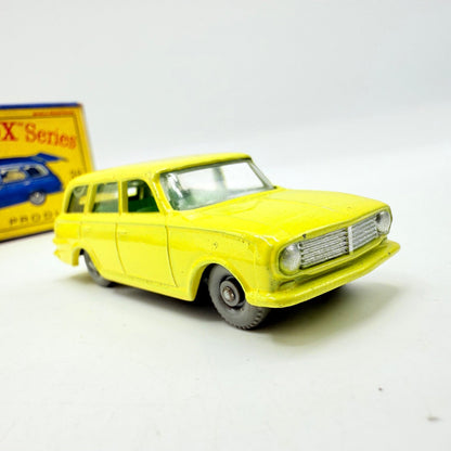 Matchbox Lesney 38b Vauxhall Victor Estate 36 Tread GPW - Magic Matchbox