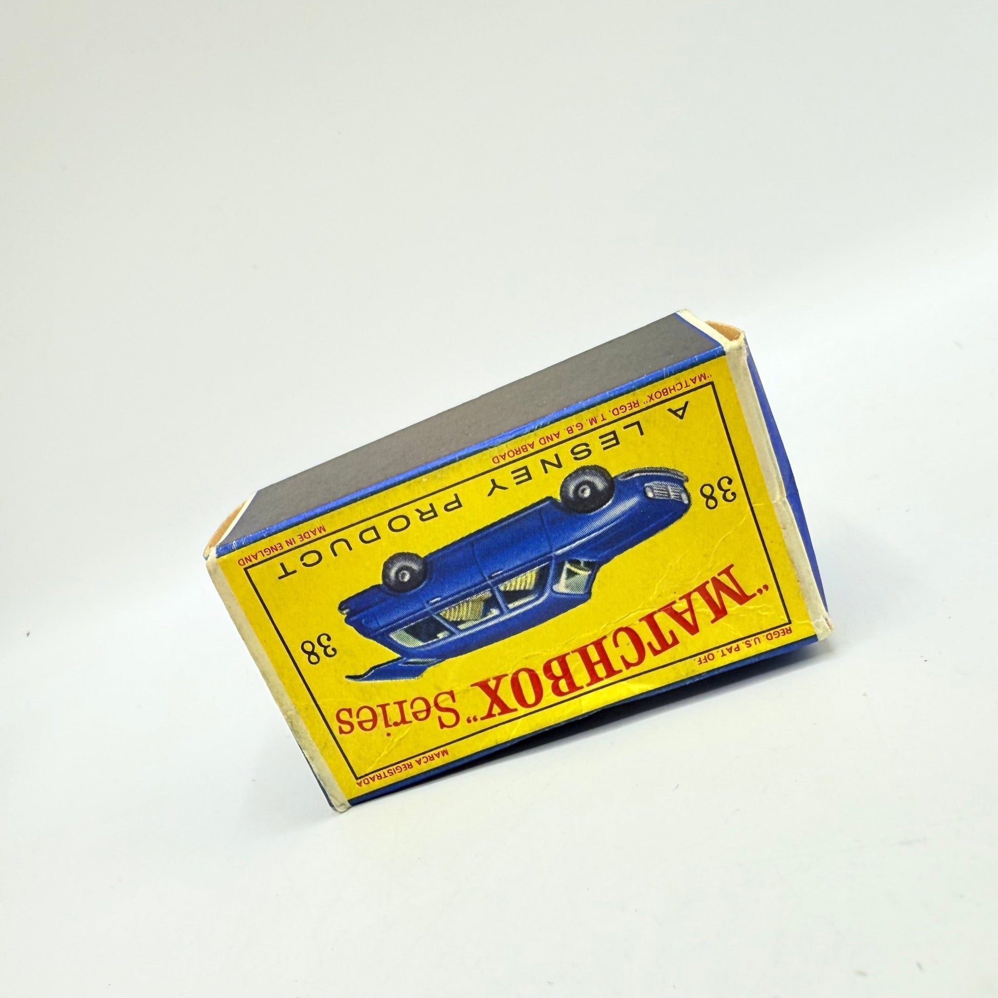 Matchbox Lesney 38b Vauxhall Victor Estate Car GPW Green Interior - Magic Matchbox