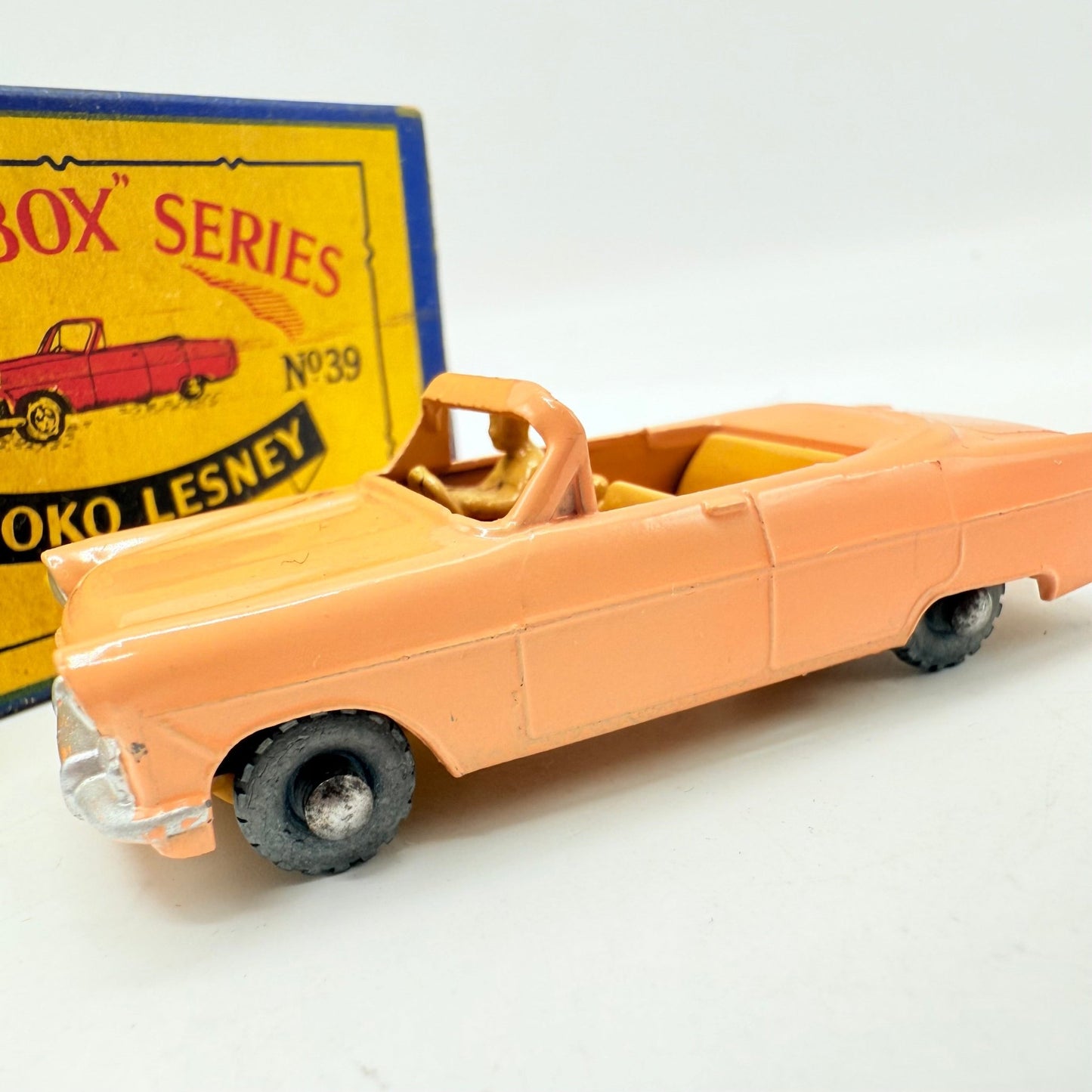 Matchbox Lesney 39a Ford Zodiac Convertible RARE - Magic Matchbox