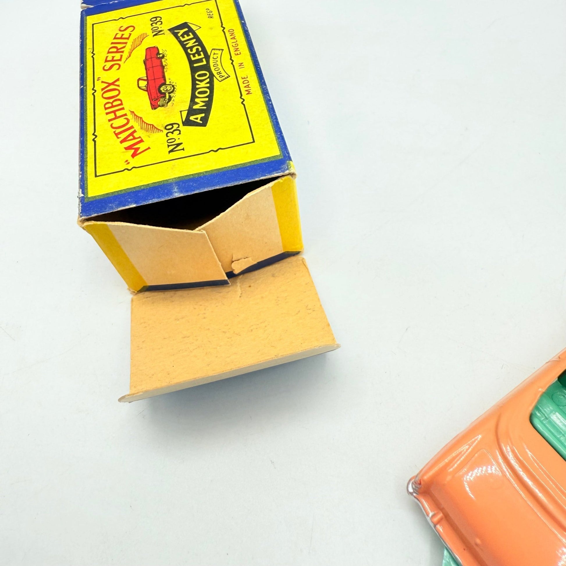 Matchbox Lesney 39a Pontiac Convertible MW - Magic Matchbox