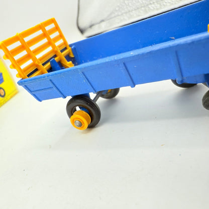 Matchbox Lesney 39c Tractor In Orange With Trailer - Magic Matchbox