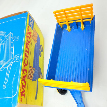 Matchbox Lesney 39c Tractor In Orange With Trailer - Magic Matchbox