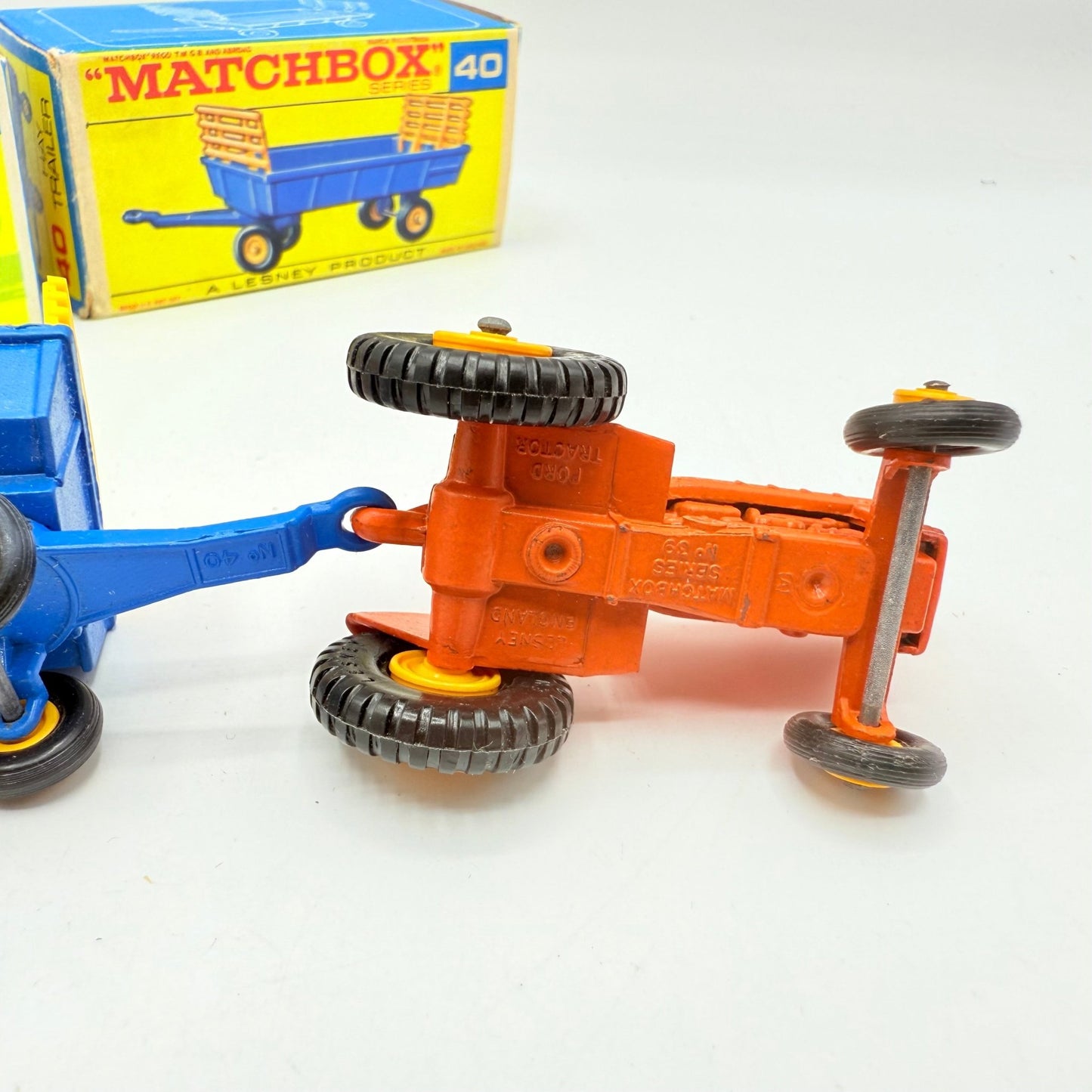 Matchbox Lesney 39c Tractor In Orange With Trailer - Magic Matchbox