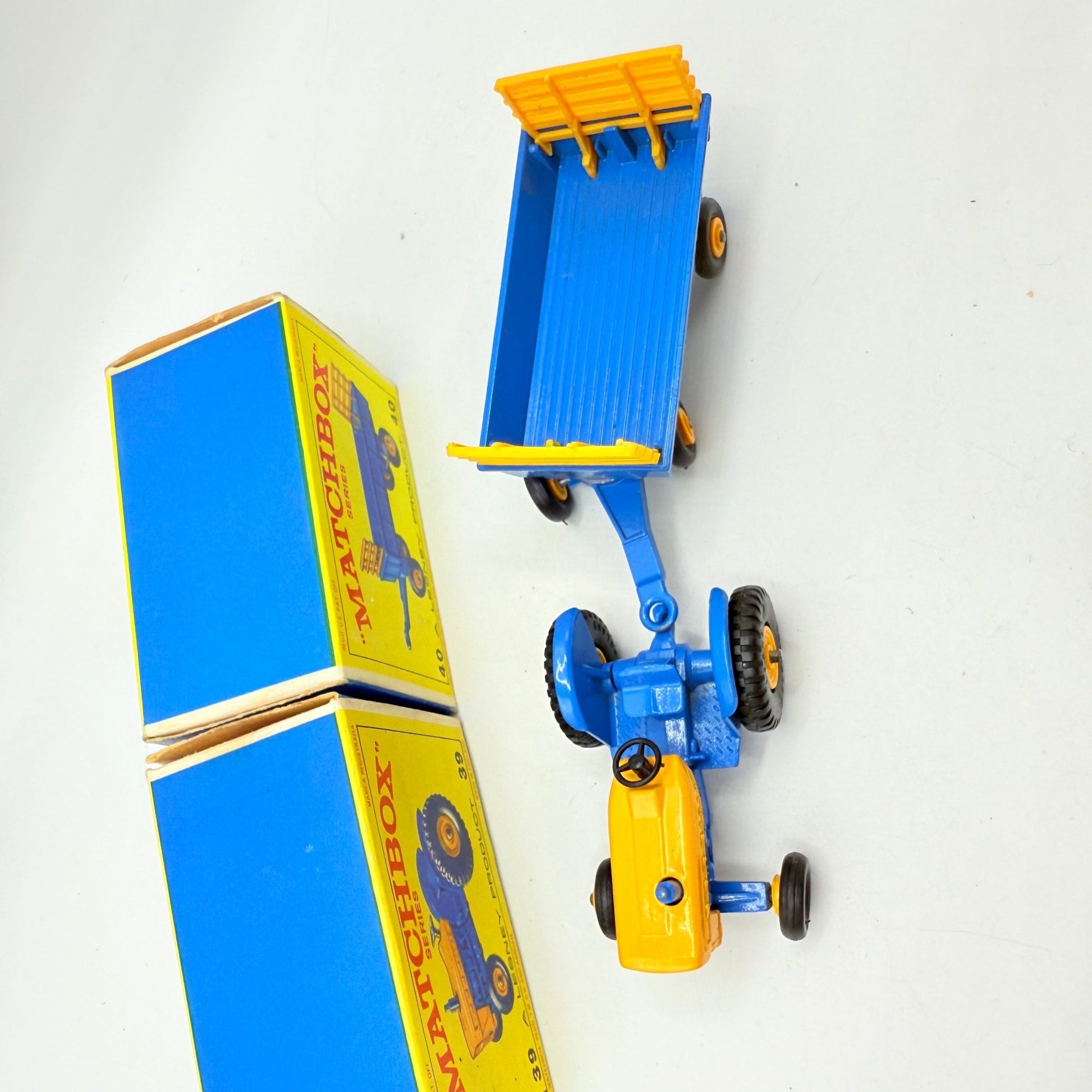 Matchbox Lesney 39c Tractor & Trailer 40 - Magic Matchbox