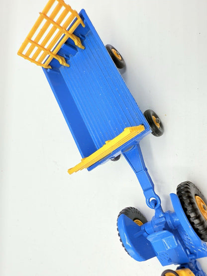 Matchbox Lesney 39c Tractor & Trailer 40 - Magic Matchbox