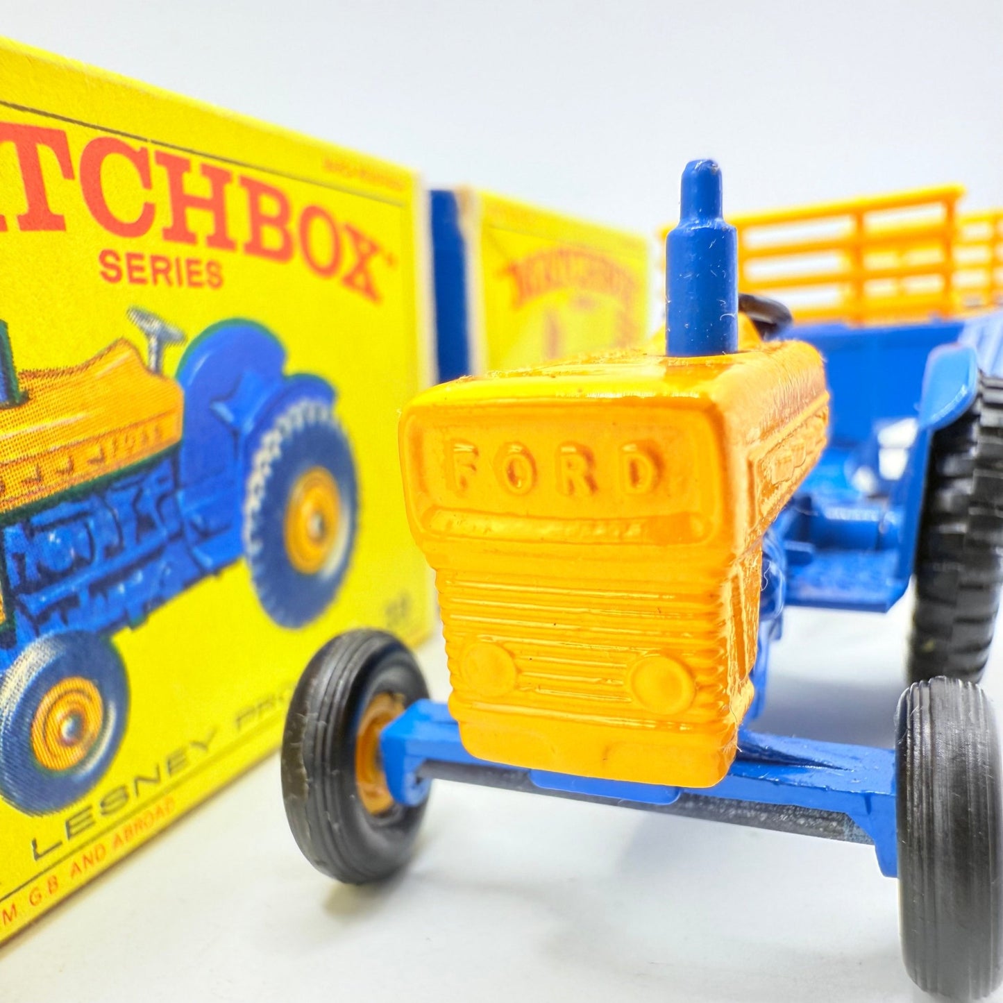 Matchbox Lesney 39c Tractor & Trailer 40c - RARE Taller Exhaust Stack. - Magic Matchbox
