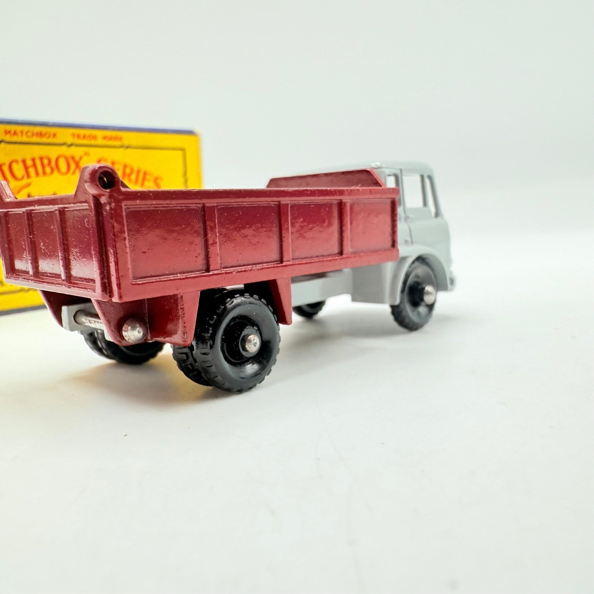 Matchbox Lesney 3b Bedford TK Tipper Truck - C Type box - Magic Matchbox