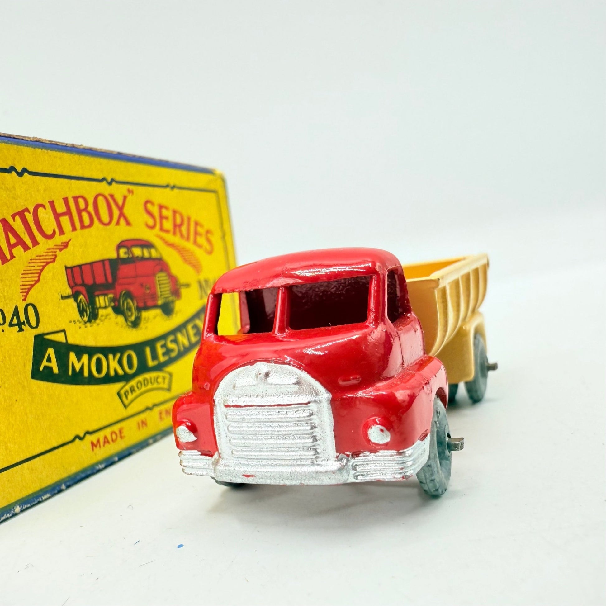 Matchbox Lesney 40a Bedford tipper Truck MW - Magic Matchbox