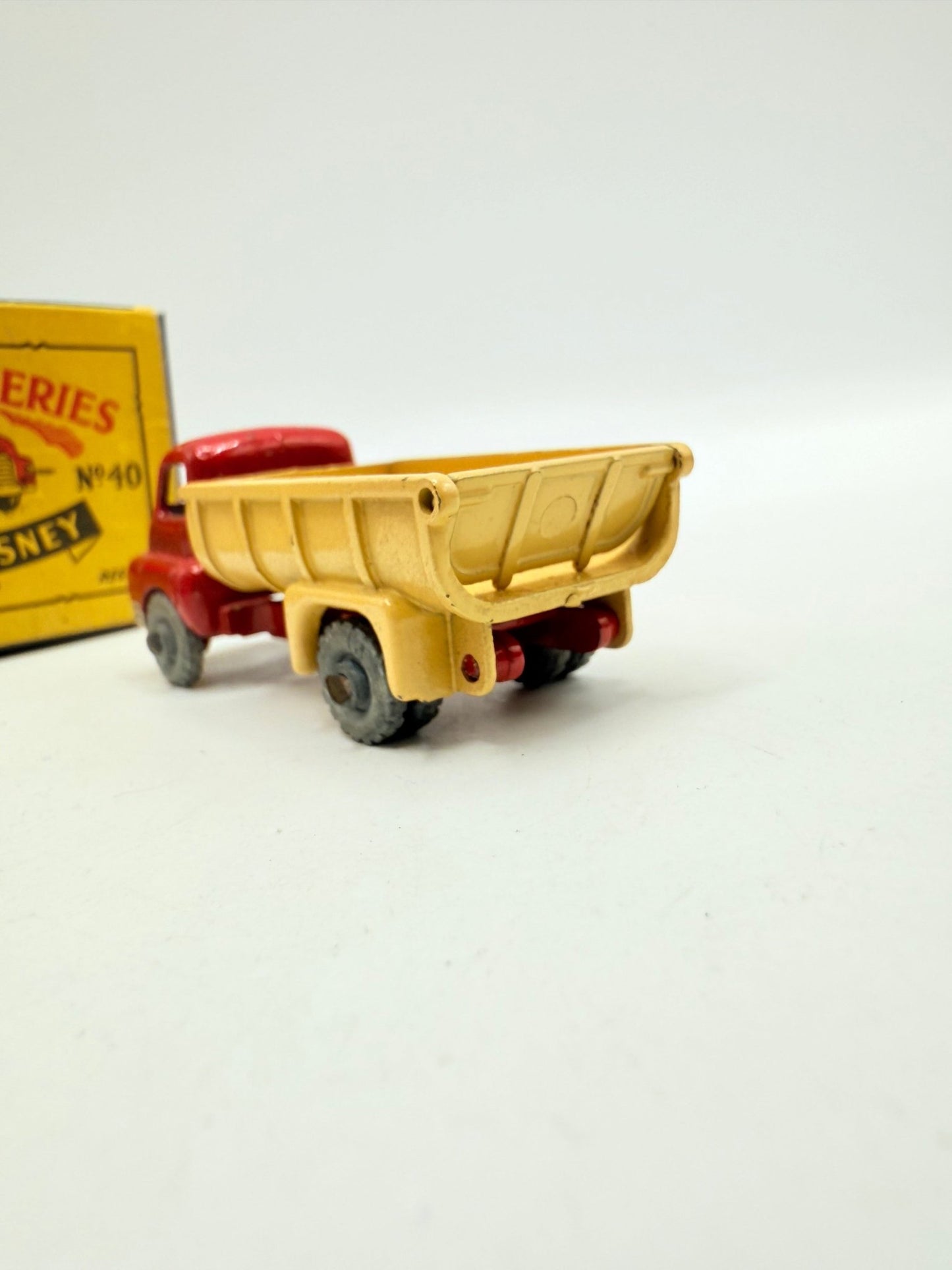 Matchbox Lesney 40a Bedford tipper Truck MW - Magic Matchbox
