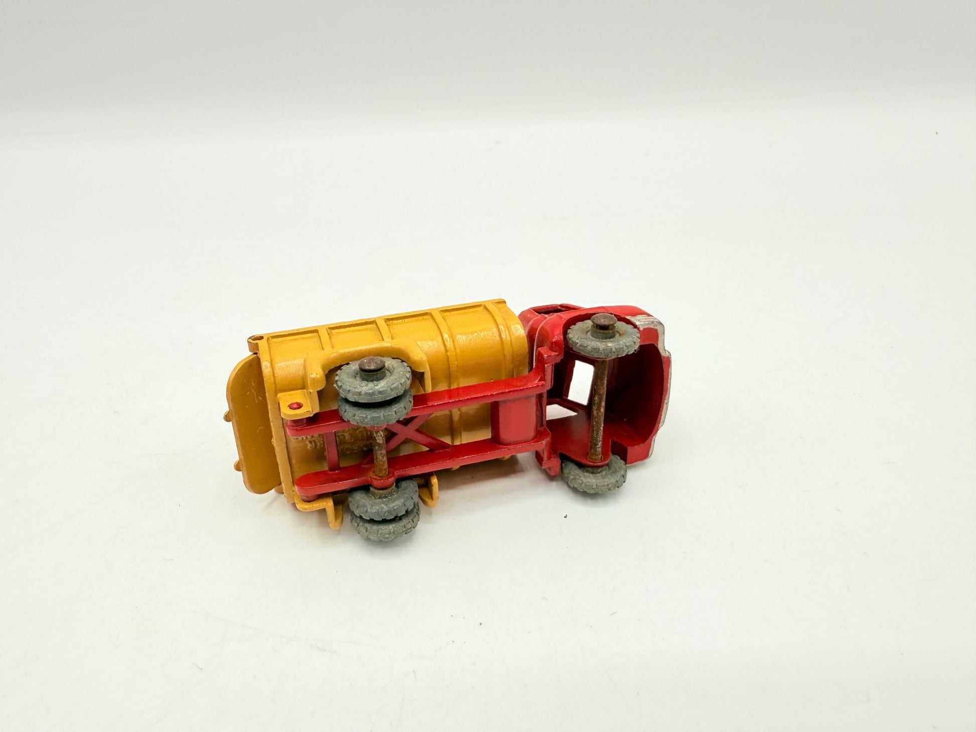 Matchbox Lesney 40a Bedford Tipper Truck MW - Magic Matchbox