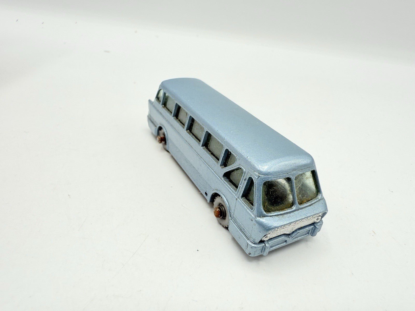 Matchbox Lesney 40b Leyland Royal Tiger Coach SPW - Magic Matchbox