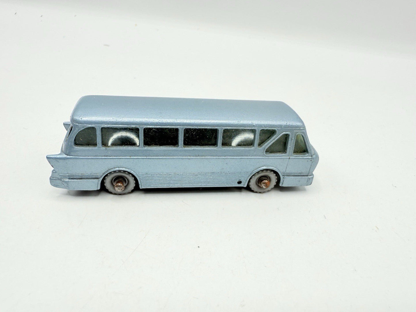Matchbox Lesney 40b Leyland Royal Tiger Coach SPW - Magic Matchbox