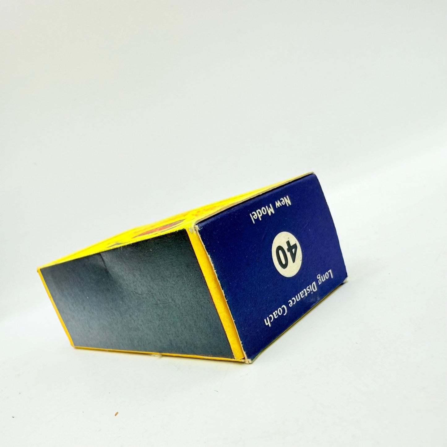 Matchbox Lesney 40b Long Distance Coach with C Box & SPW - Magic Matchbox