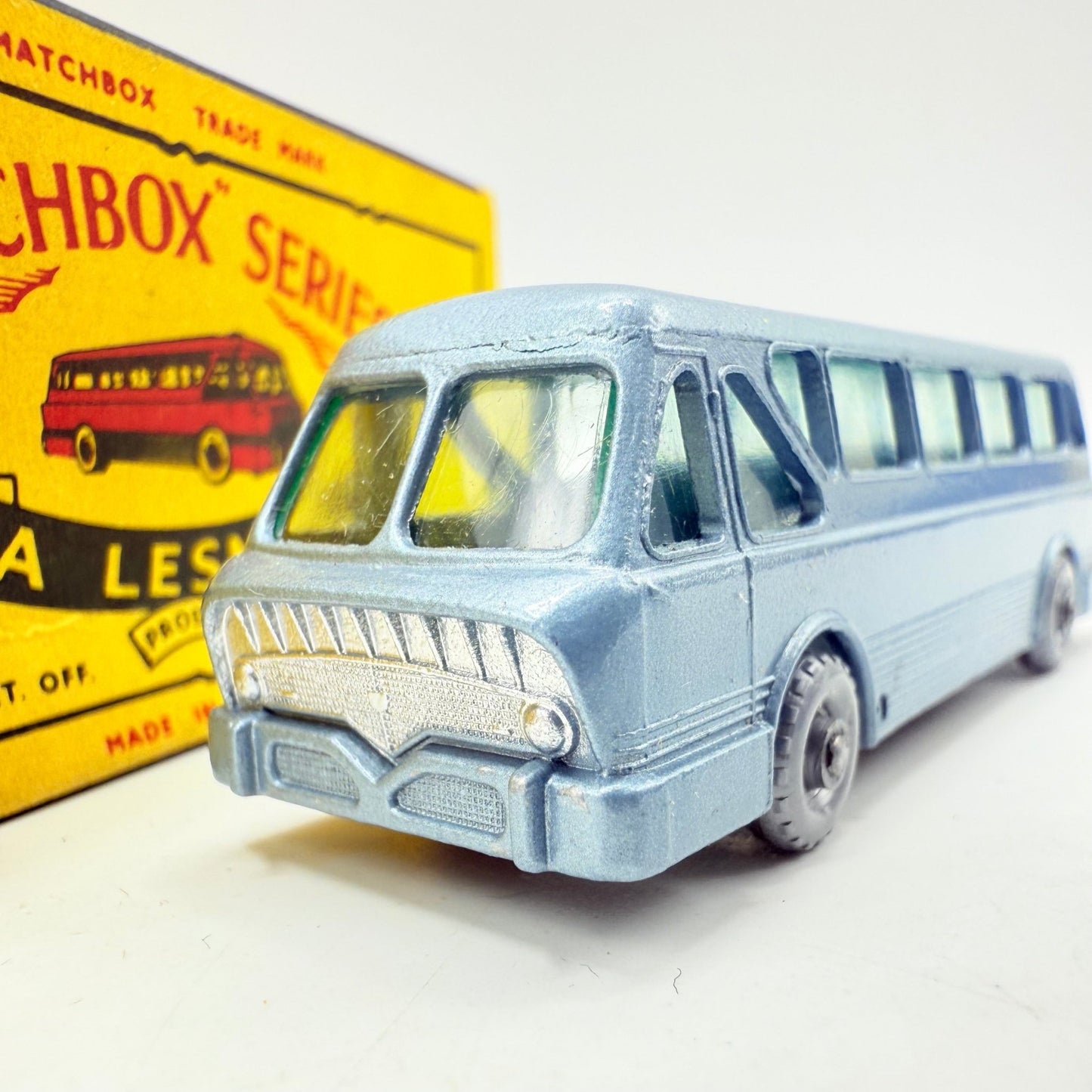 Matchbox Lesney 40b Long Distance Coach with C Box & SPW - Magic Matchbox