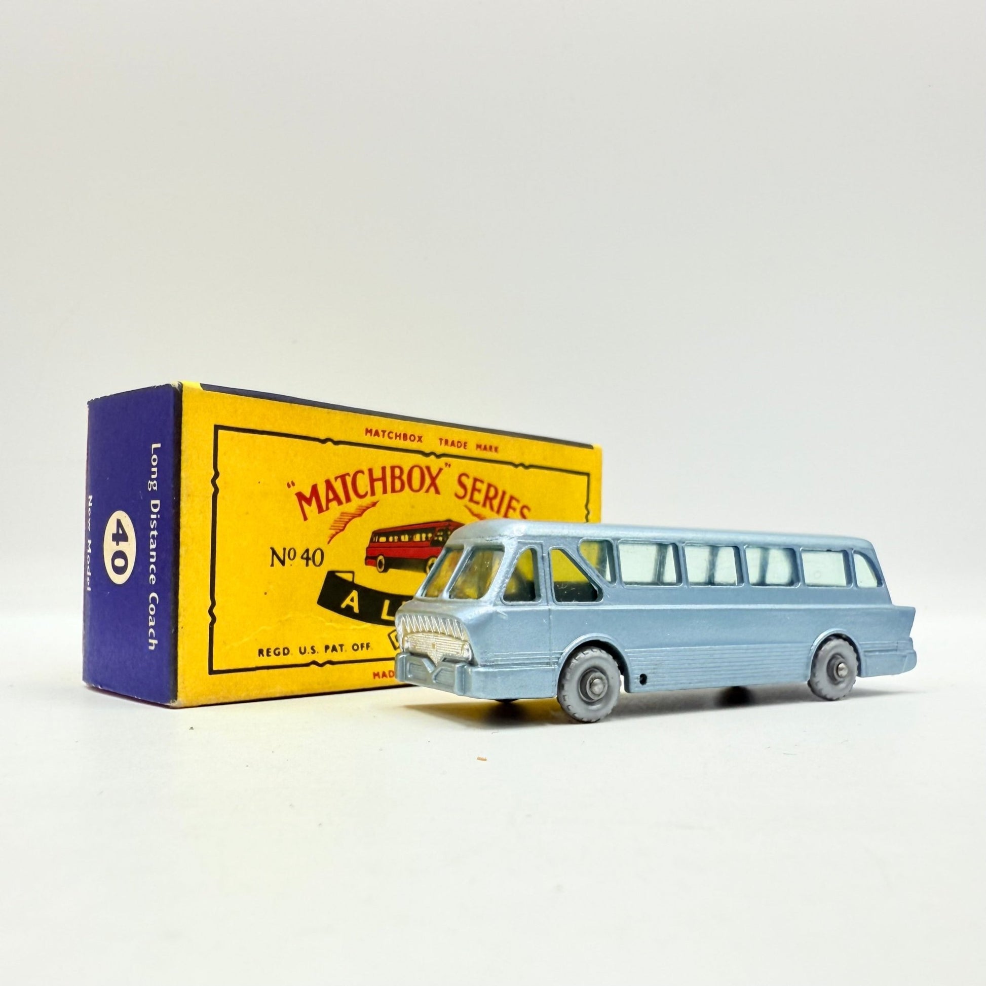 Matchbox Lesney 40b Long Distance Coach with C Box & SPW - Magic Matchbox