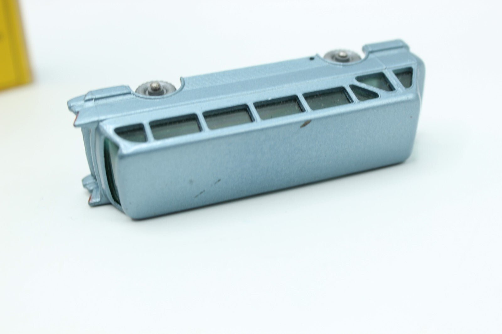Matchbox Lesney 40b Long Distance Coach with SPW - Magic Matchbox