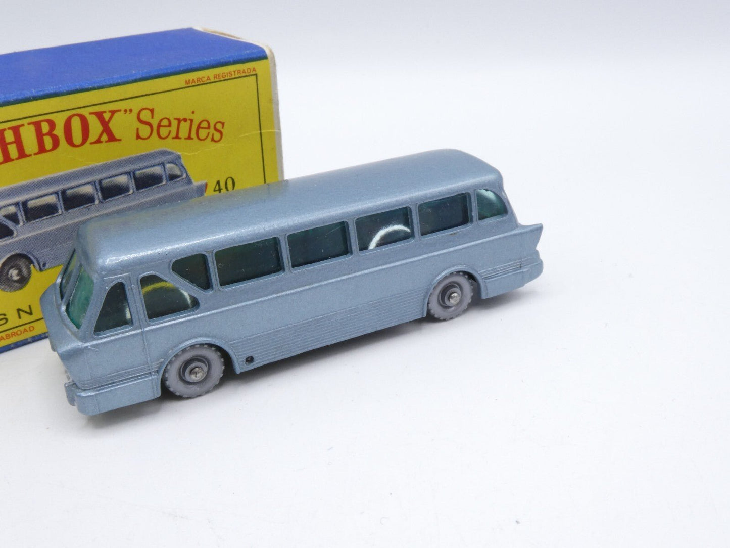 Matchbox Lesney 40b Long Distance Coach with SPW - Magic Matchbox