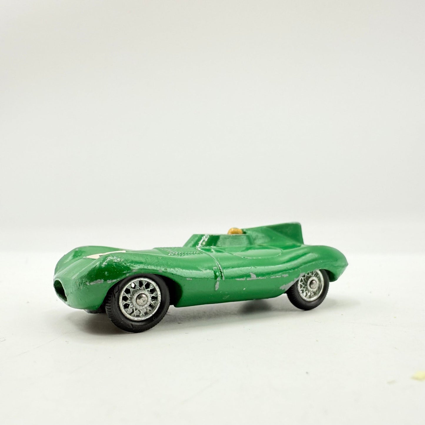 Matchbox Lesney 41b D Type Jaguar Wire Wheels - Magic Matchbox