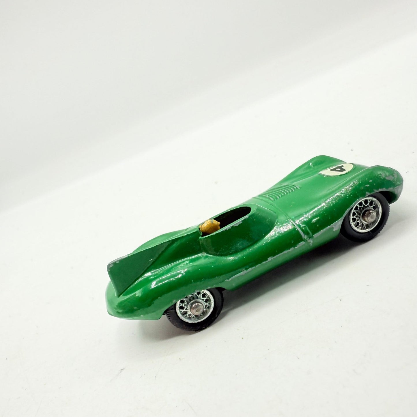 Matchbox Lesney 41b D Type Jaguar Wire Wheels - Magic Matchbox