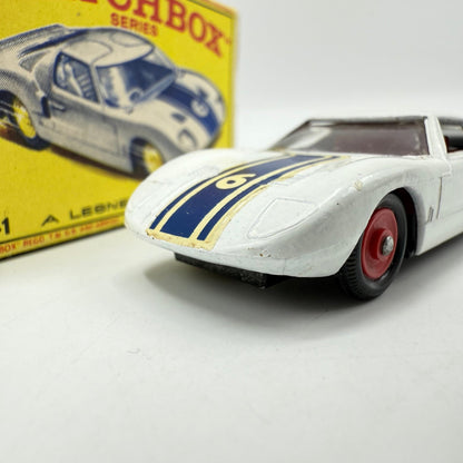 Matchbox Lesney 41c Ford GT40 RED HUBS Rare - Magic Matchbox